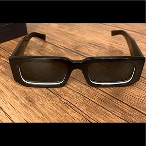 Prada 06YS Sunglasses - 09Q5S0 - Black - Dark grey

Only worn twice!